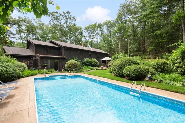 $699,000 | 28 Weaver Hill Road, West Greenwich, RI 02817