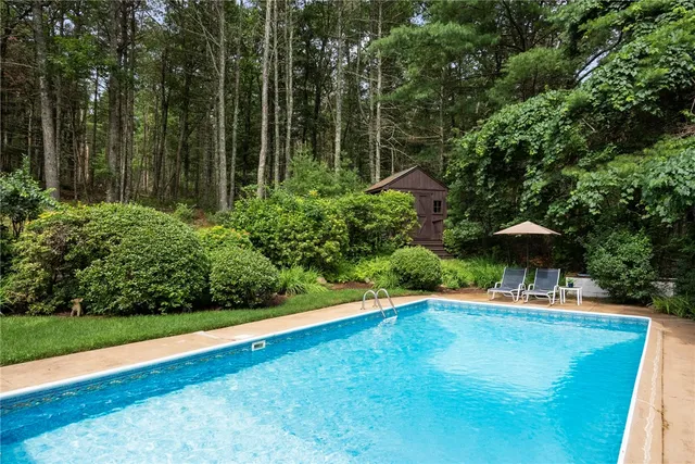 $699,000 | 28 Weaver Hill Road, West Greenwich, RI 02817