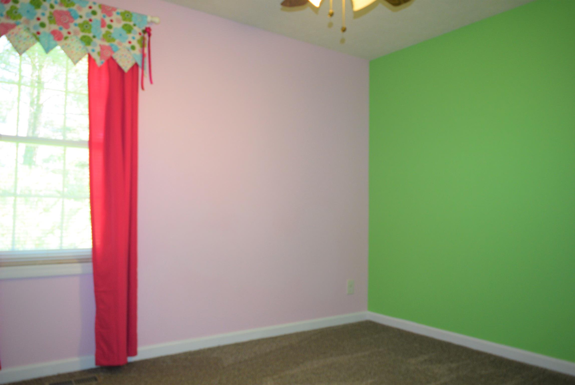 4893 Albright Road Clarksville, TN 37043 - Photo 14 of 20 Another bedroom!