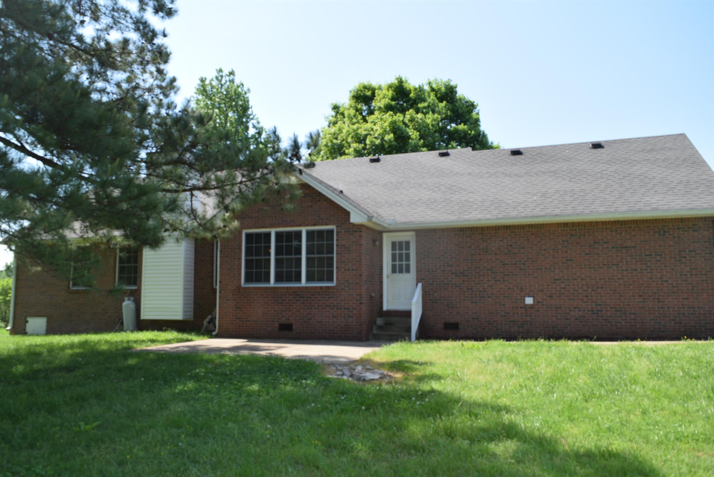 4893 Albright Road Clarksville, TN 37043 - Photo 5 of 20 Back of home