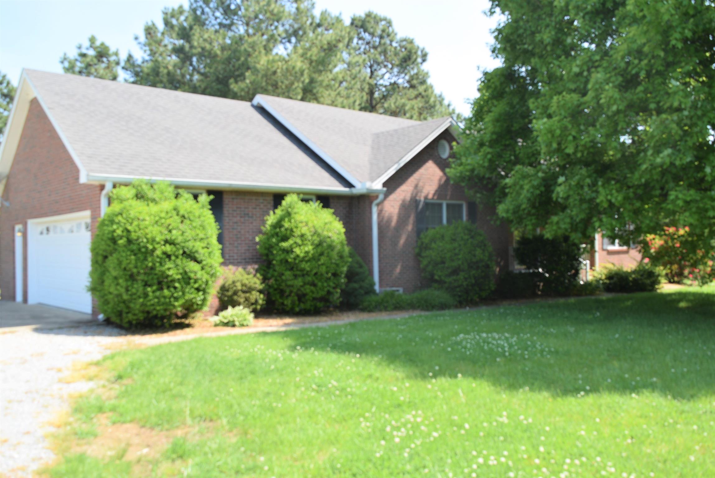 4893 Albright Road Clarksville, TN 37043 - Photo 6 of 20 Front of home!