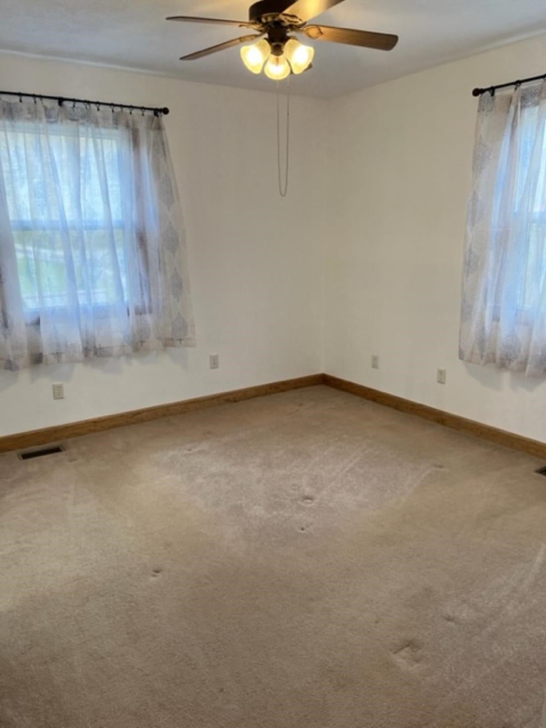 2972 Rice Avenue Huntington, WV 25705 - Photo 5 of 13 Gallery Image 5