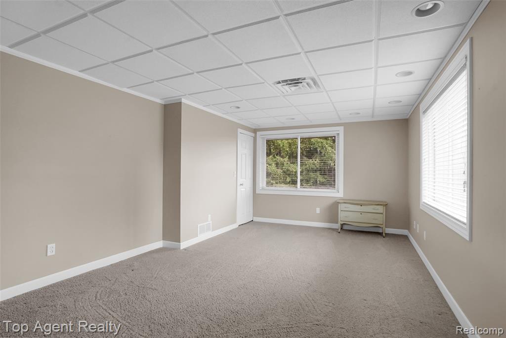 6369 Peach Tree Court Rochester Hills, MI 48306 - Photo 43 of 56 Gallery Image 43