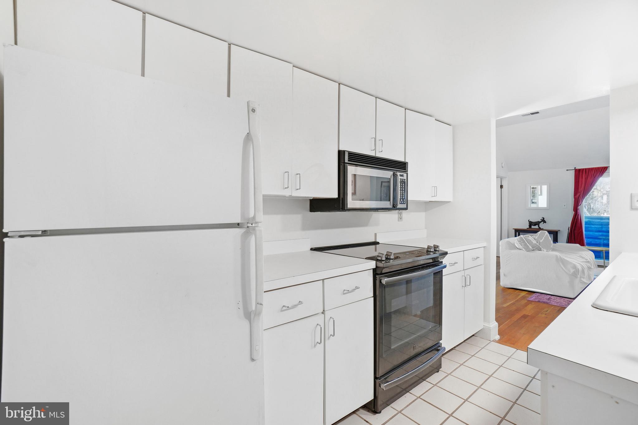 301 G Street Northeast, Unit 32 Washington, DC 20002 - Photo 6 of 19