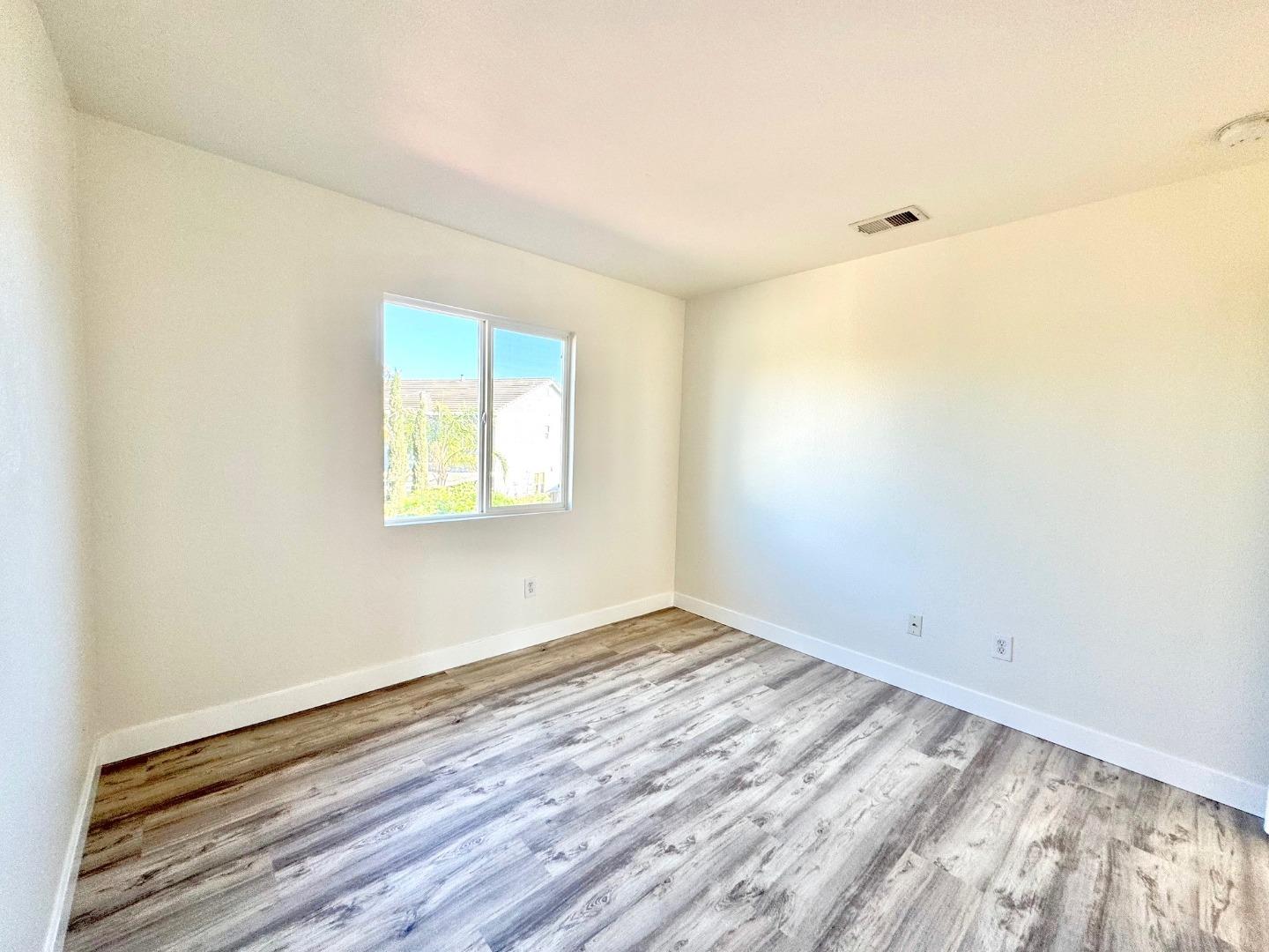 544 Rockingham Court Tracy, CA 95376 - Photo 22 of 28