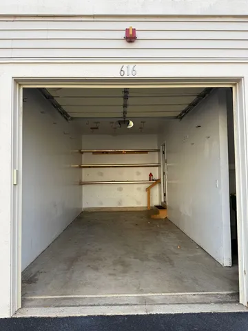 $1,900 | 616 Windsor Drive, Unit D, Fox Lake, IL 60020