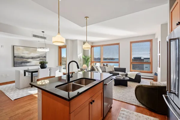 $575,000 | 4201 Sunset Drive, Unit N406, Spring Park, MN 55384