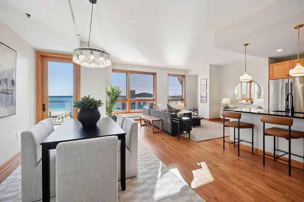 $575,000 | 4201 Sunset Drive, Unit N406, Spring Park, MN 55384