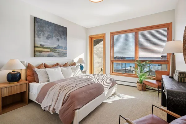 $575,000 | 4201 Sunset Drive, Unit N406, Spring Park, MN 55384