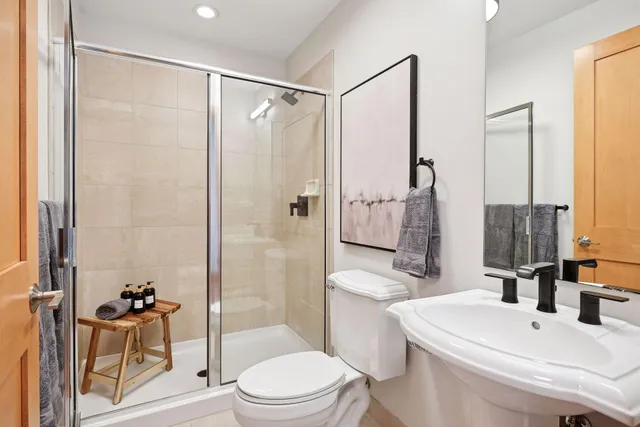 $575,000 | 4201 Sunset Drive, Unit N406, Spring Park, MN 55384