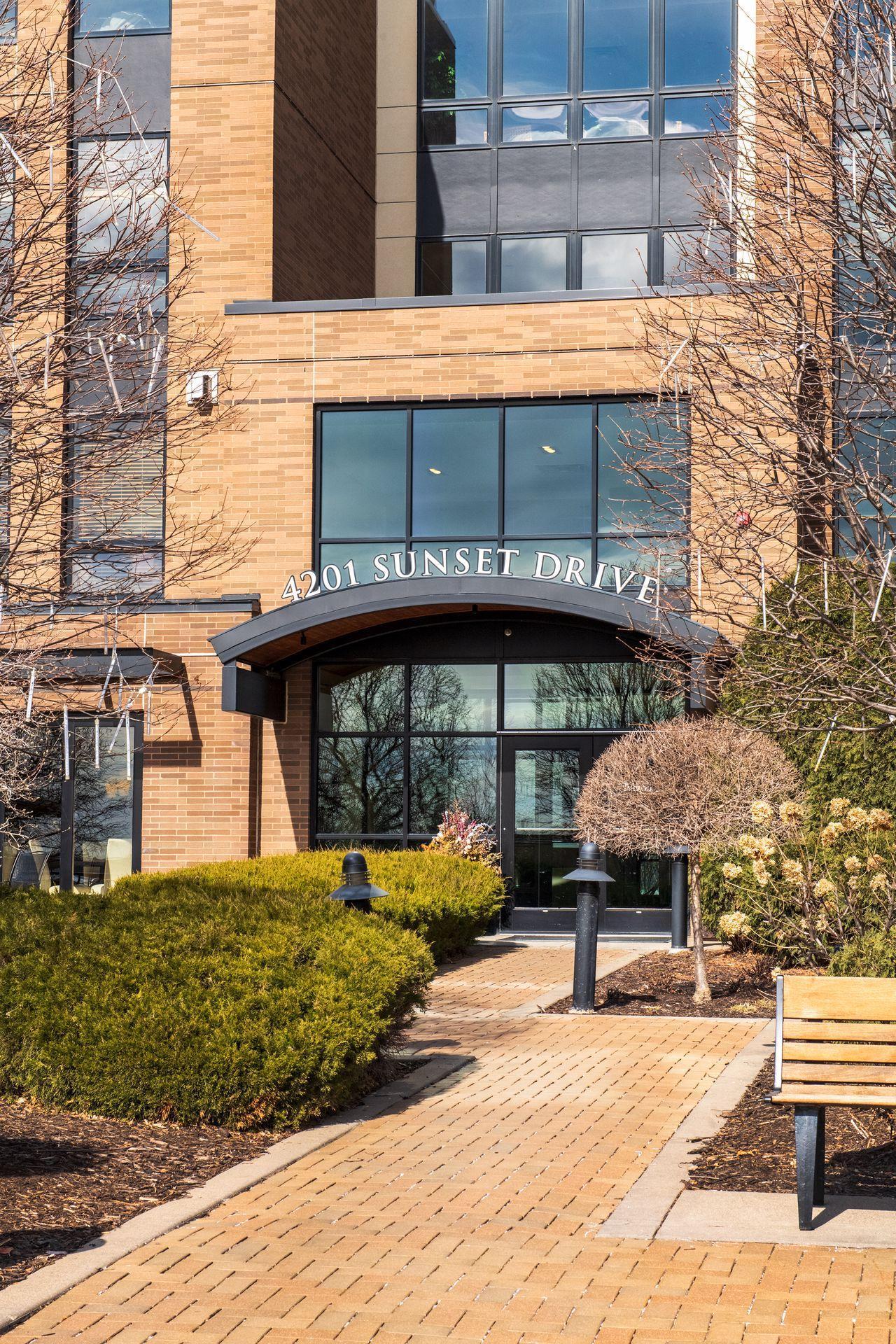 4201 Sunset Drive, Unit N406 Spring Park, MN 55384 - Photo 33 of 68