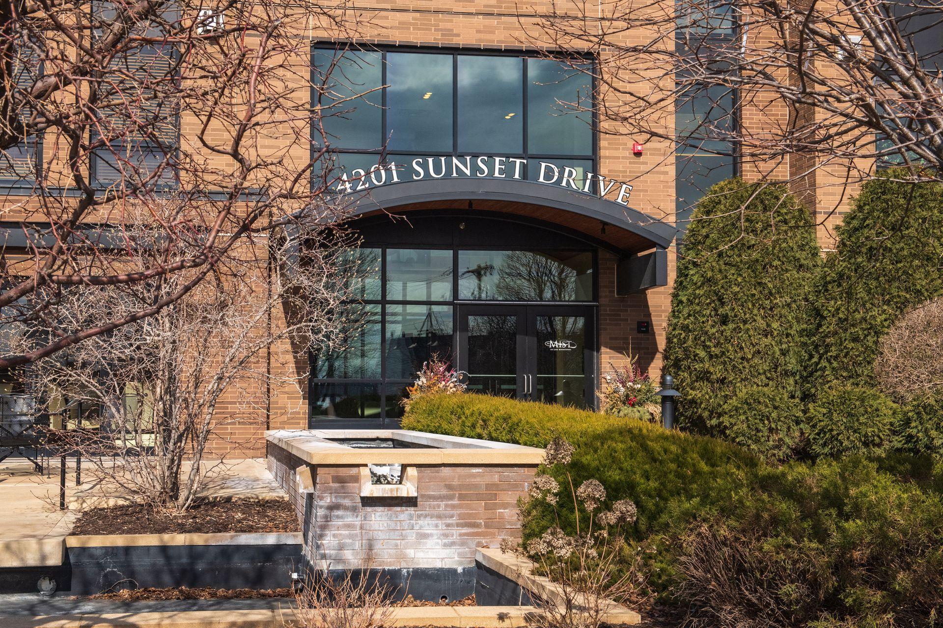 4201 Sunset Drive, Unit N406 Spring Park, MN 55384 - Photo 35 of 68