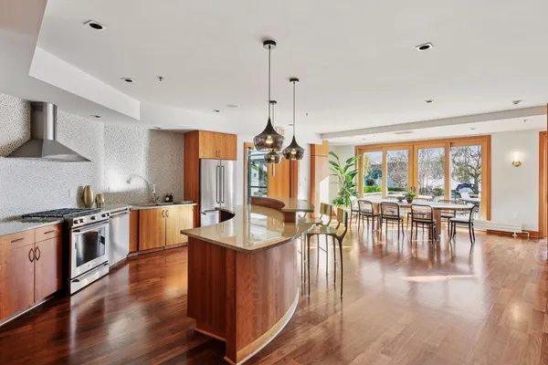 $575,000 | 4201 Sunset Drive, Unit N406, Spring Park, MN 55384