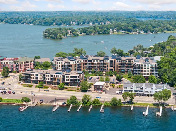 $575,000 | 4201 Sunset Drive, Unit N406, Spring Park, MN 55384