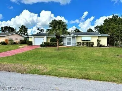 $1,450 | 223 Punta Alta Court, Lehigh Acres, FL 33936