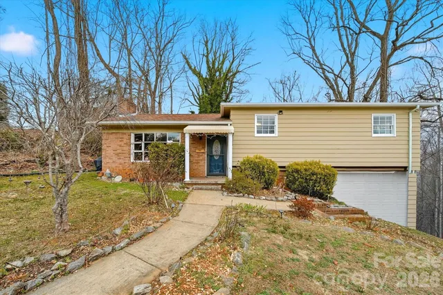 $260,000 | 212 Newland Place Northwest, Lenoir, NC 28645