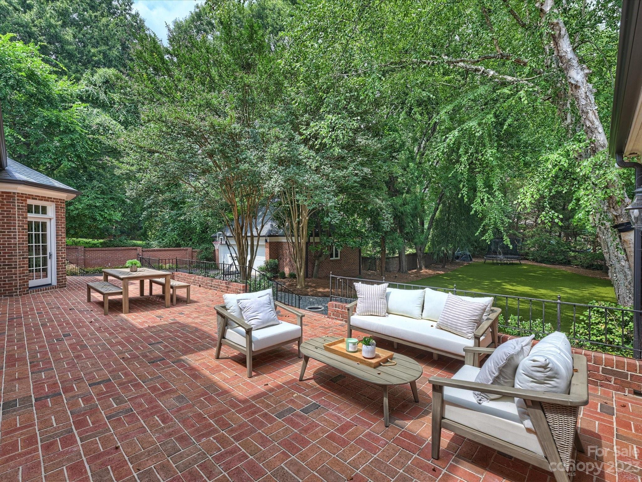 2216 Cortelyou Road Charlotte, NC 28211 - Photo 43 of 48 Gallery Image 43