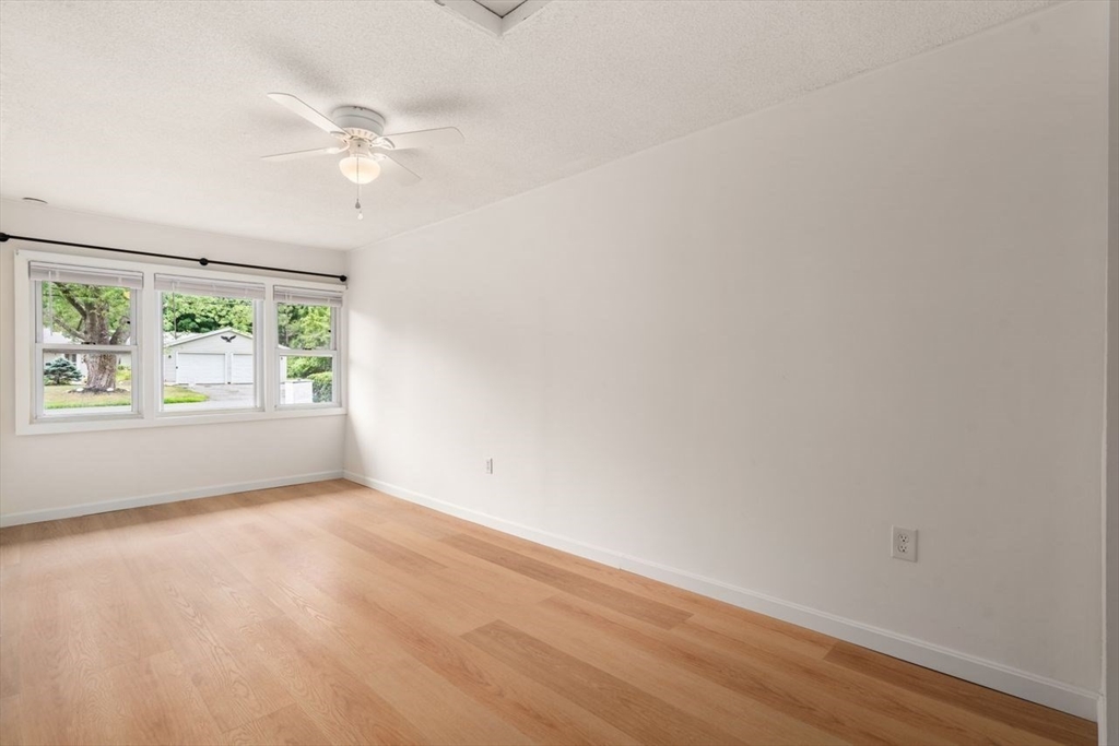 10 Temi Road Chelmsford, MA 01824 - Photo 16 of 22 an empty room with a window