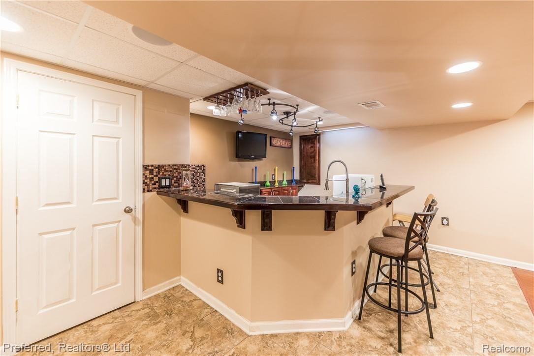 45093 Rolling Ridge Court Canton, MI 48187 - Photo 24 of 33 DSC_0852.jpg