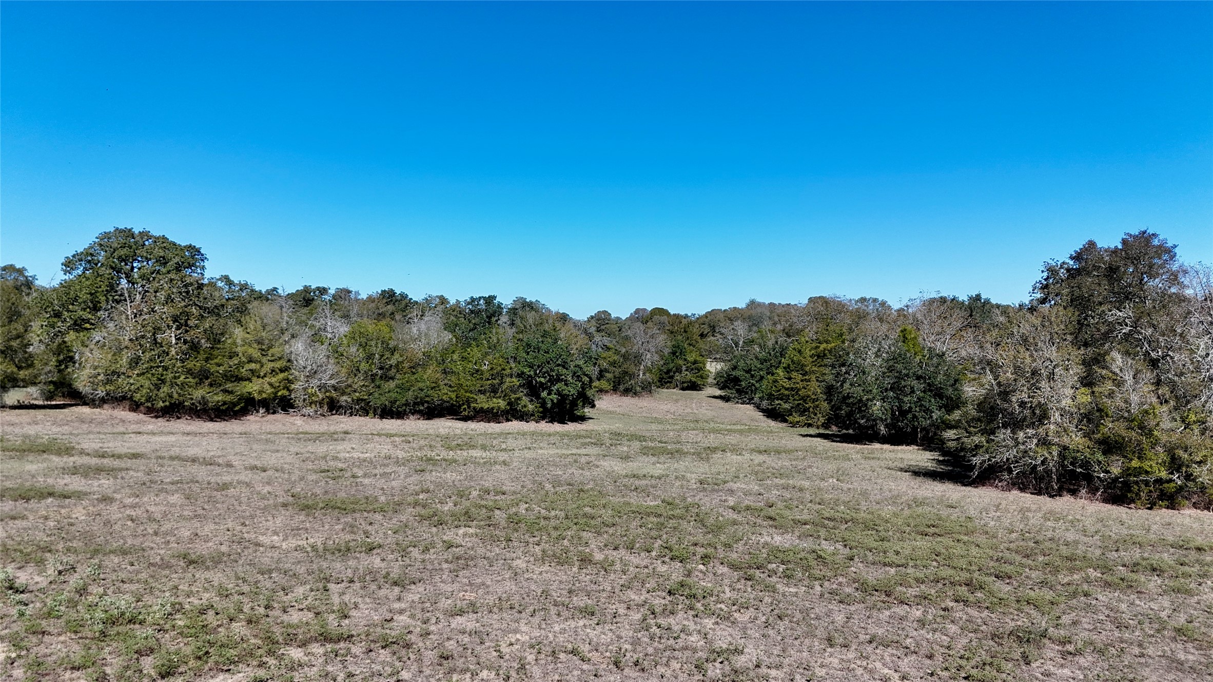 90 St Schulenburg Tx 78956 Schulenburg, TX 78956 - Photo 31 of 48 a view of an outdoor space with mountain view