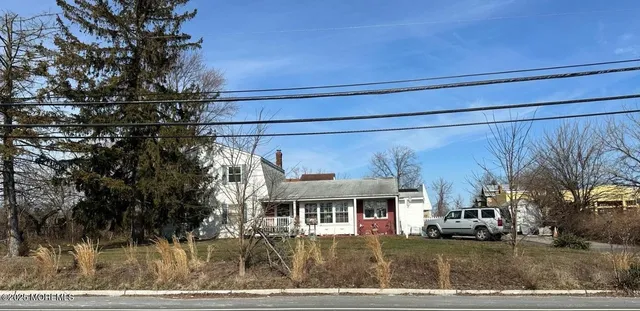 $2,100,000 | 9 Us Highway, Howell, NJ 07731