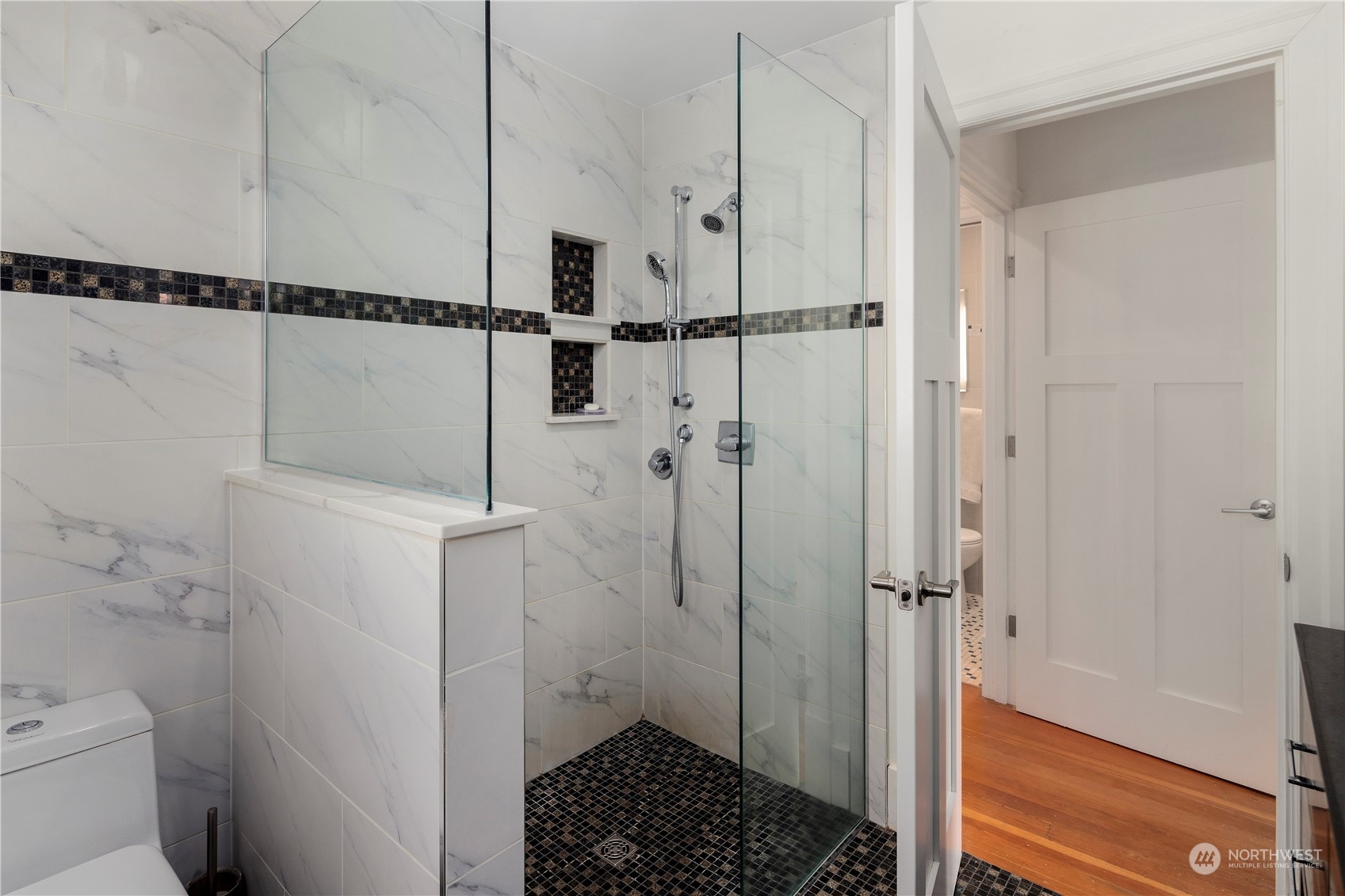 2811 31st Avenue South Seattle, WA 98144 - Photo 20 of 40