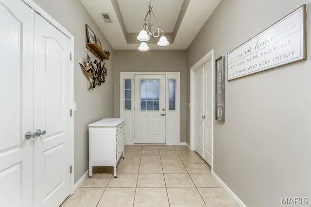 $274,900 | 19904 Divine Road, Lebanon, MO 65536