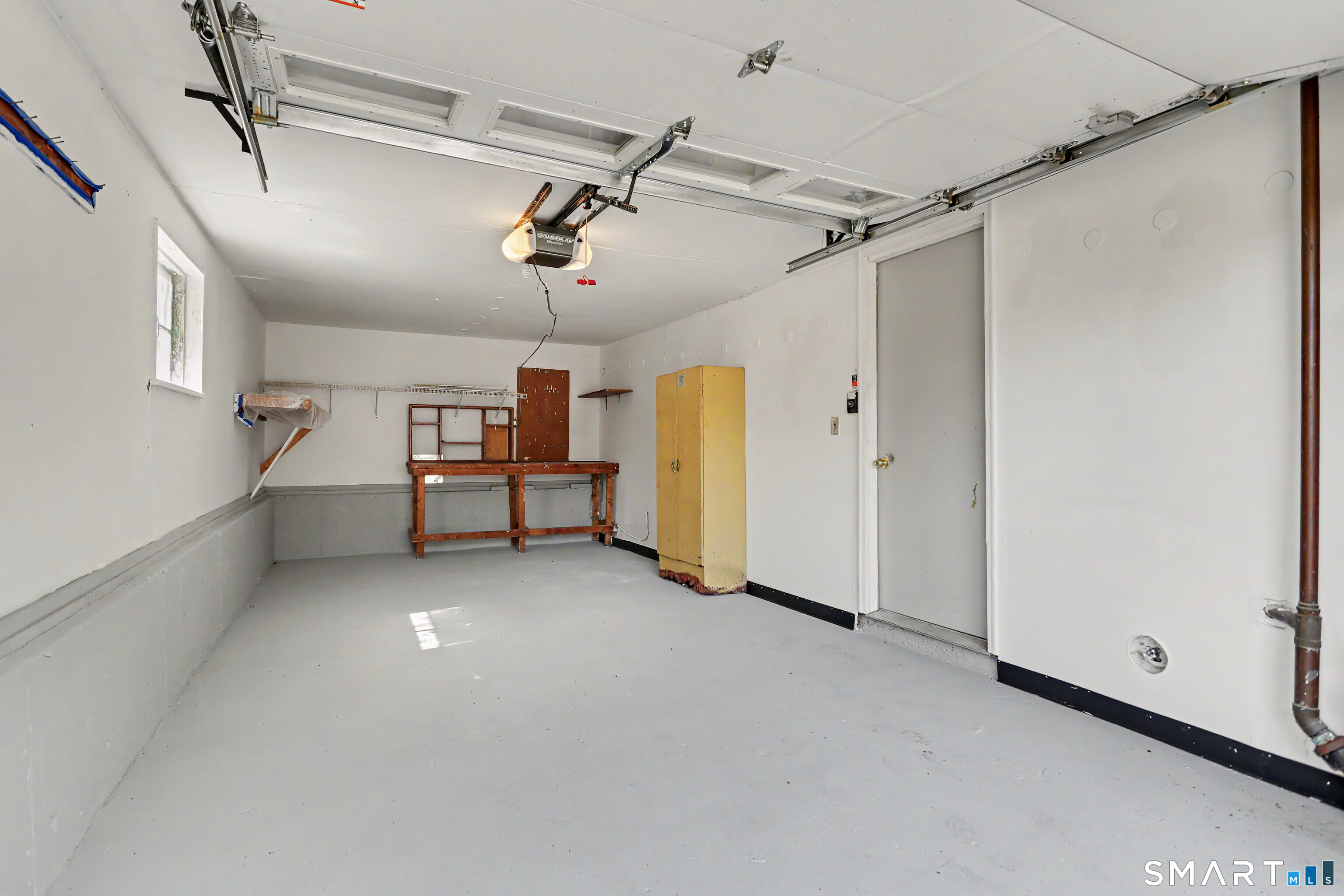 42 Carroll Road Hamden, CT 06517 - Photo 26 of 32