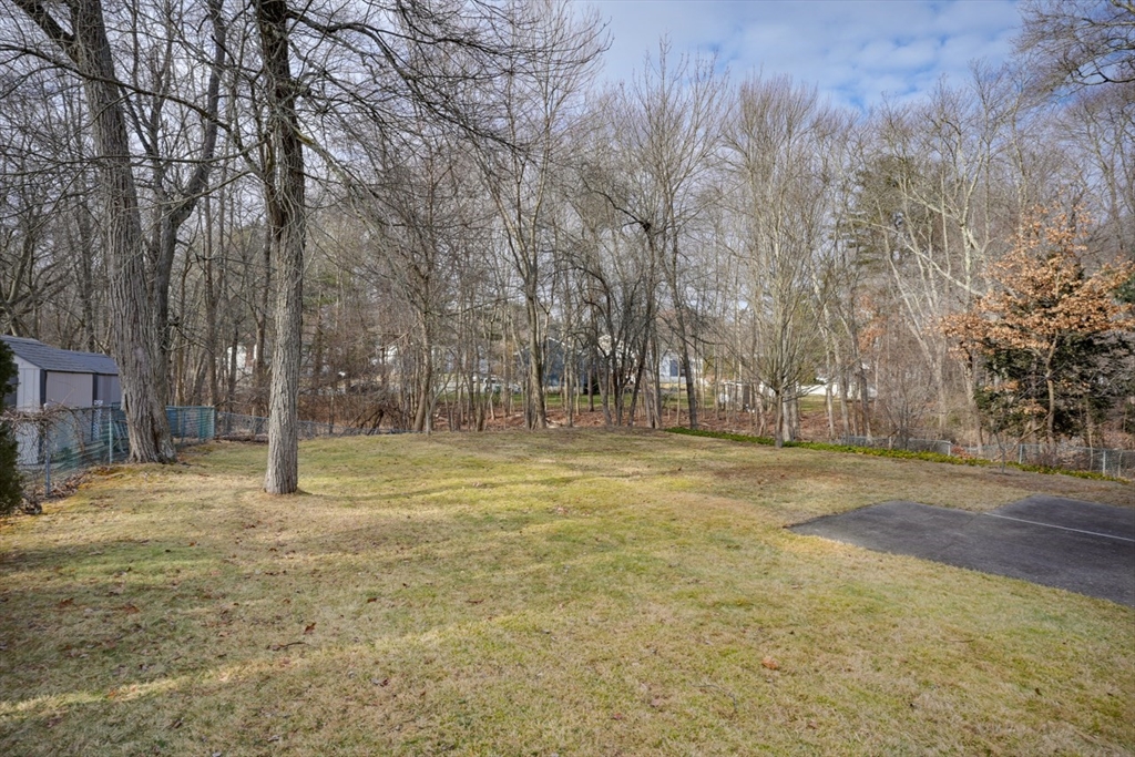 20 Spring Valley Road Burlington, MA 01803 - Photo 3 of 42 Gallery Image 3