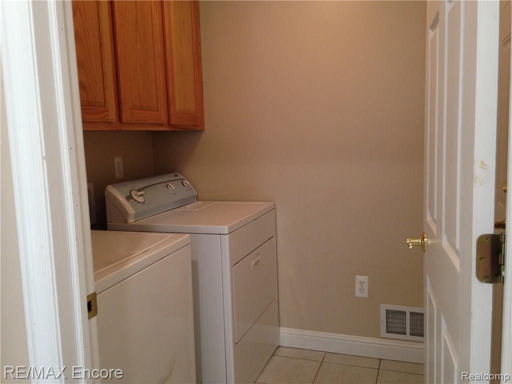 2323 Hummer Lake Road Oxford, MI 48371 - Photo 26 of 44 First floor laundry.JPG