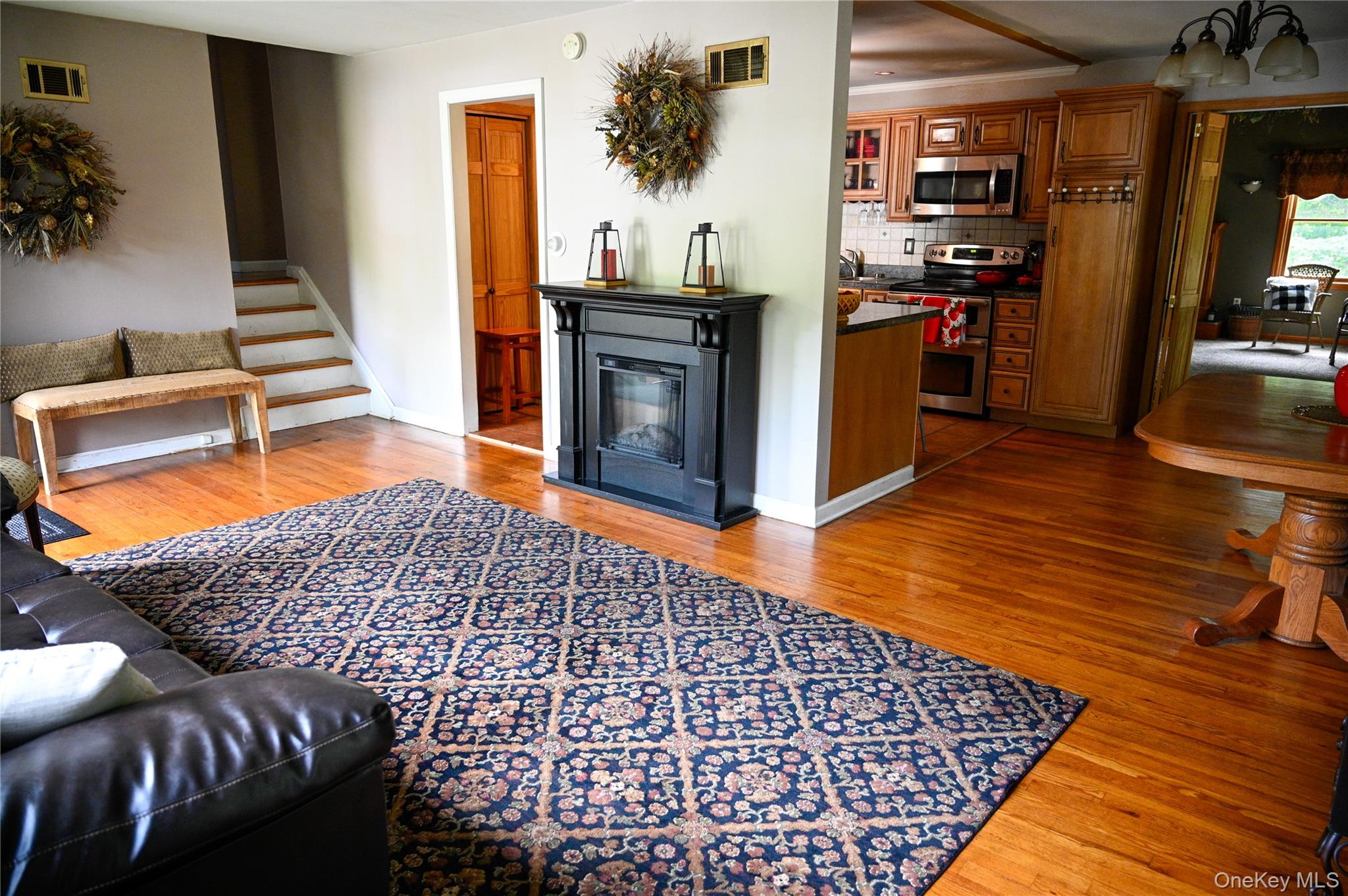 7 Monitor Road Poughkeepsie, NY 12603 - Photo 4 of 15