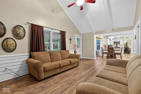 $425,000 | 101 Wellington Bluff Court, Noblesville, IN 46060