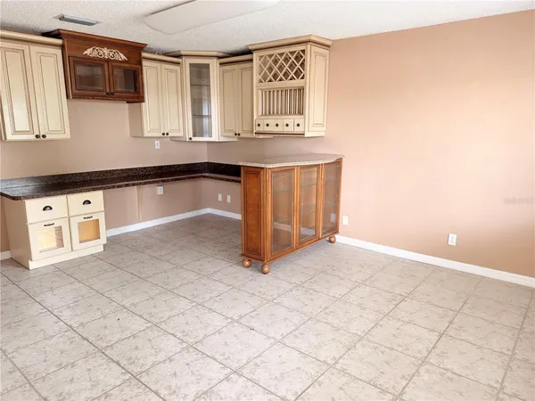 $1,500 | 2914 Kenilworth Boulevard, Sebring, FL 33870