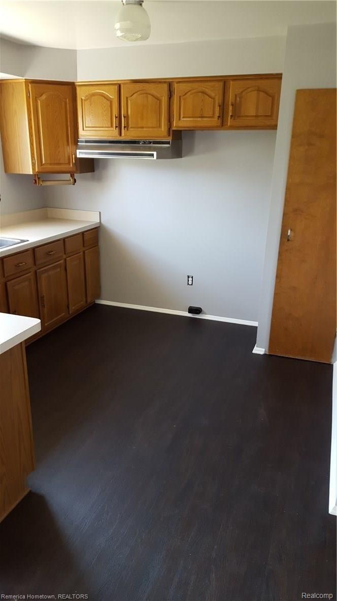 15544 Levan Road Livonia, MI 48154 - Photo 3 of 8 20160414_114552.jpg