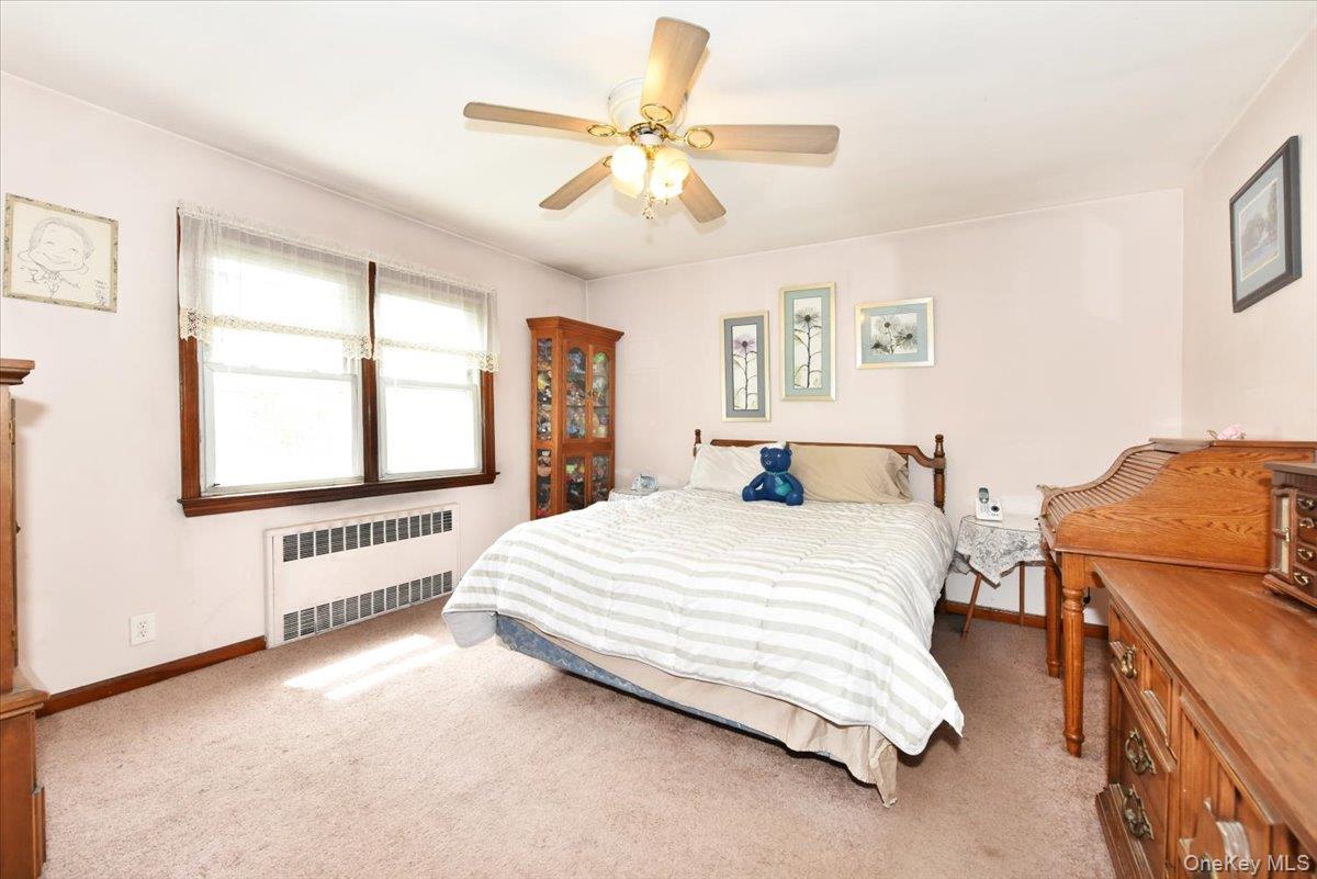 246-35 85th Road Queens, NY 11426 - Photo 13 of 24
