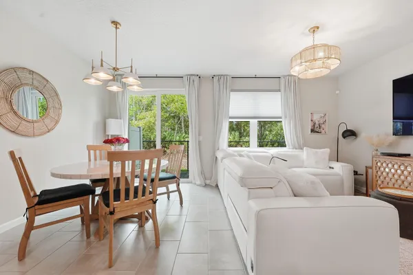 $364,999 | 3905 Southeast Mentmore Lane, Stuart, FL 34997