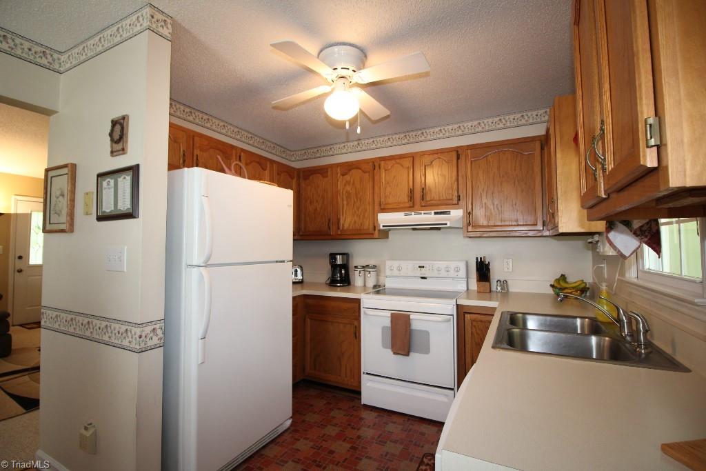 155 Robbins Road Winston-Salem, NC 27107 - Photo 10 of 20 Gallery Image 10