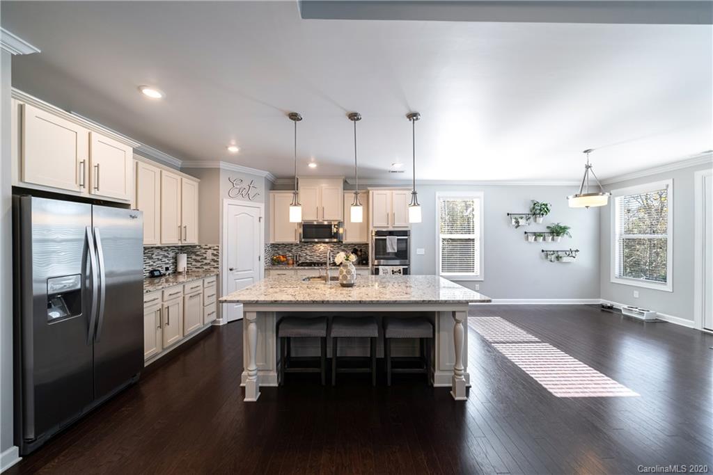 1470 Cilantro Court Tega Cay, SC 29708 - Photo 19 of 44