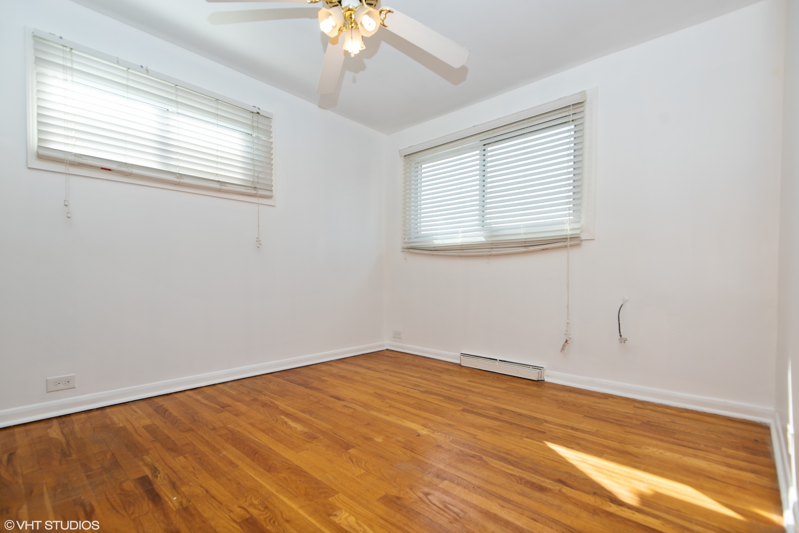 9509 Gross Point Road, Unit E Skokie, IL 60076 - Photo 7 of 14