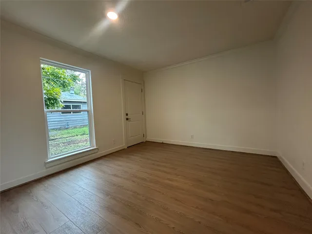 $197,499 | 923 West 9th Street, Freeport, TX 77541