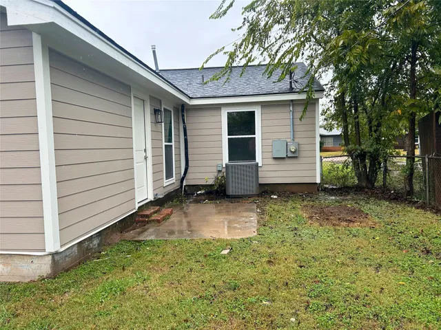 $197,499 | 923 West 9th Street, Freeport, TX 77541