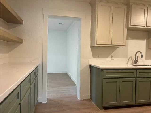 $197,499 | 923 West 9th Street, Freeport, TX 77541