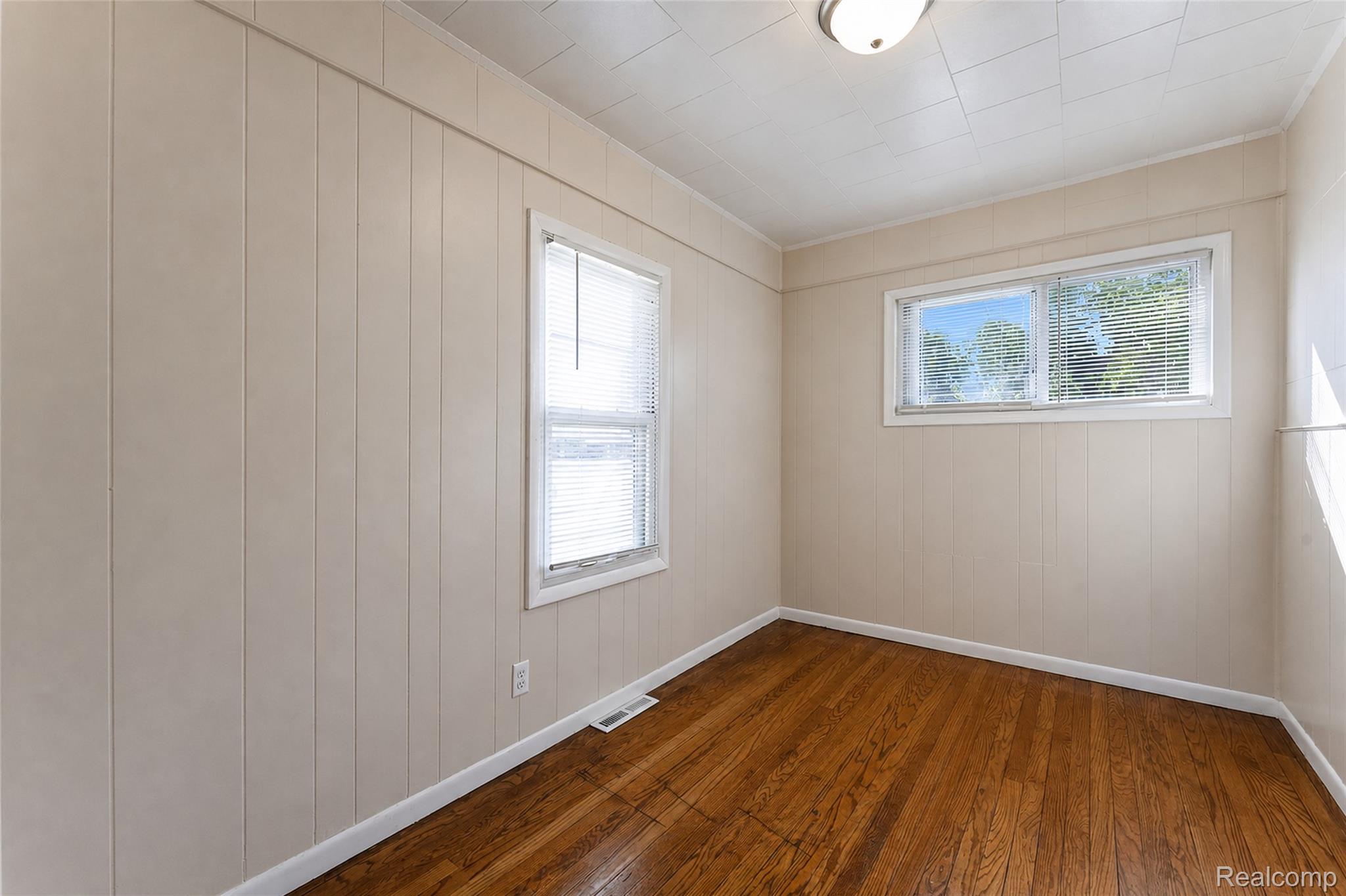 22900 Goddard Road Taylor, MI 48180 - Photo 17 of 49 B-22900 Goddard Taylor-5.jpg