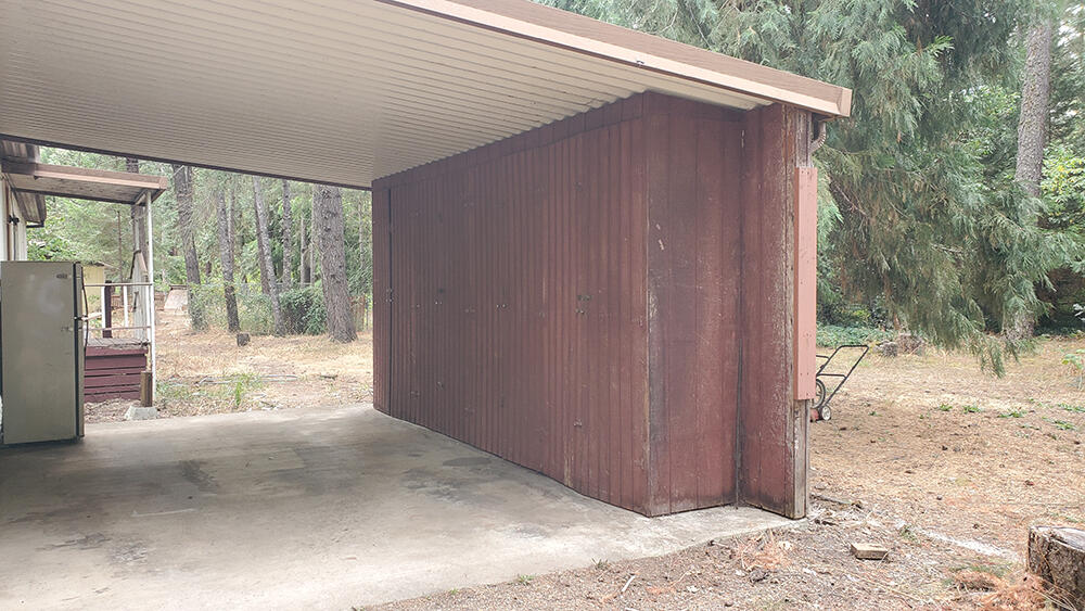 3801-3831 Almar Road Grants Pass, OR 97527 - Photo 3 of 38 3801 Almar 3 carport storage