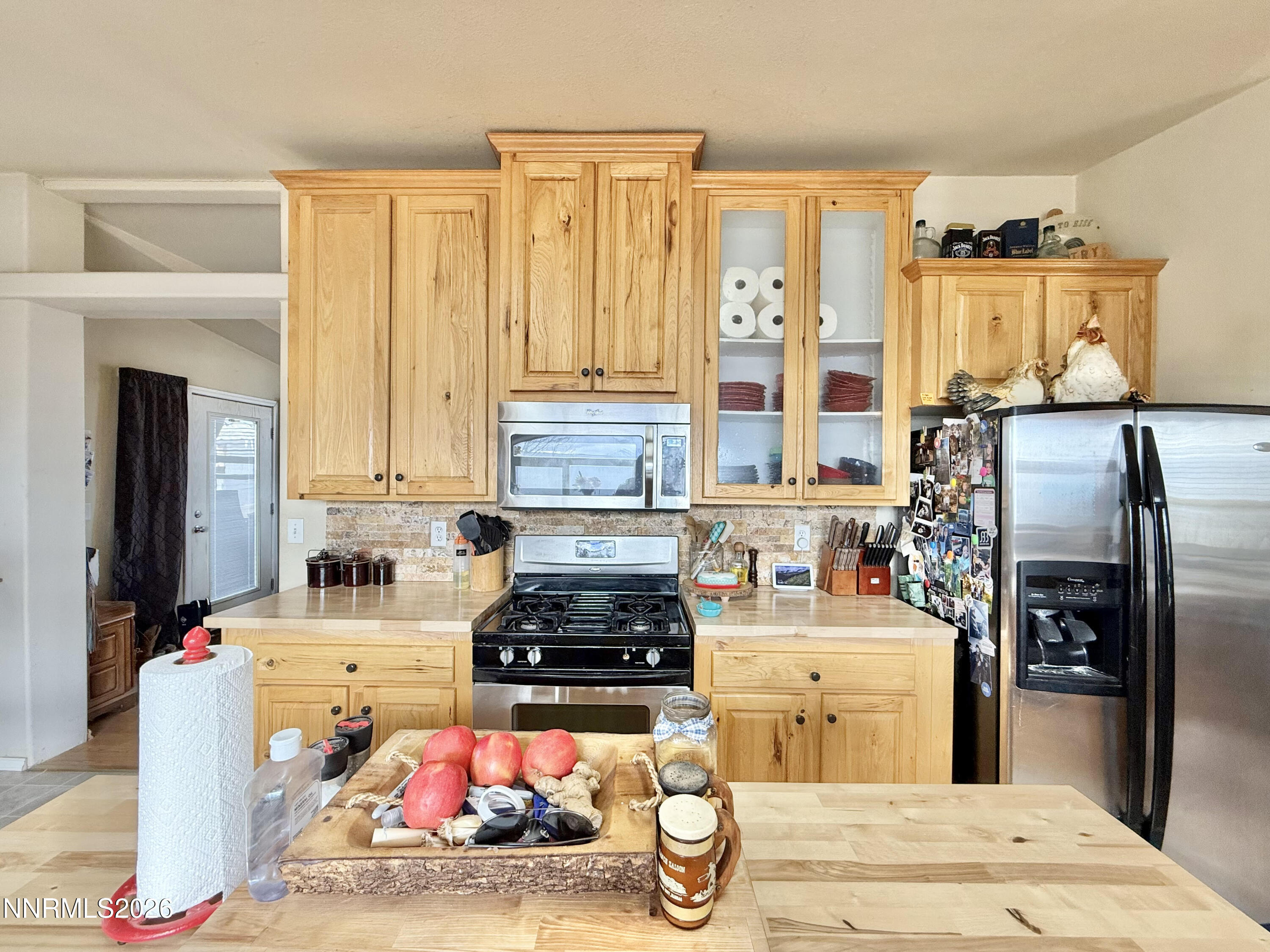 2160 East Horseshoe Road Battle Mountain, NV 89820 - Photo 19 of 41 2160 Horseshoe kitchen