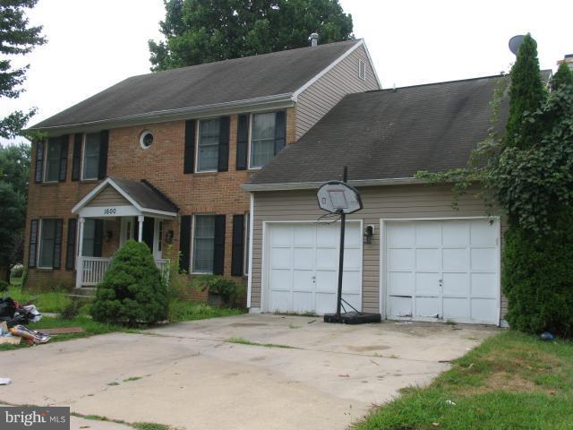 1600 Golf Course Drive Bowie, MD 20721 - Photo 4 of 21 front view of a house