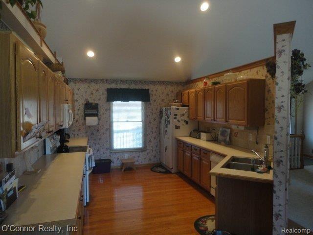 61 Rella Rae Avenue Marysville, MI 48040 - Photo 8 of 17 kitchend 2.JPG