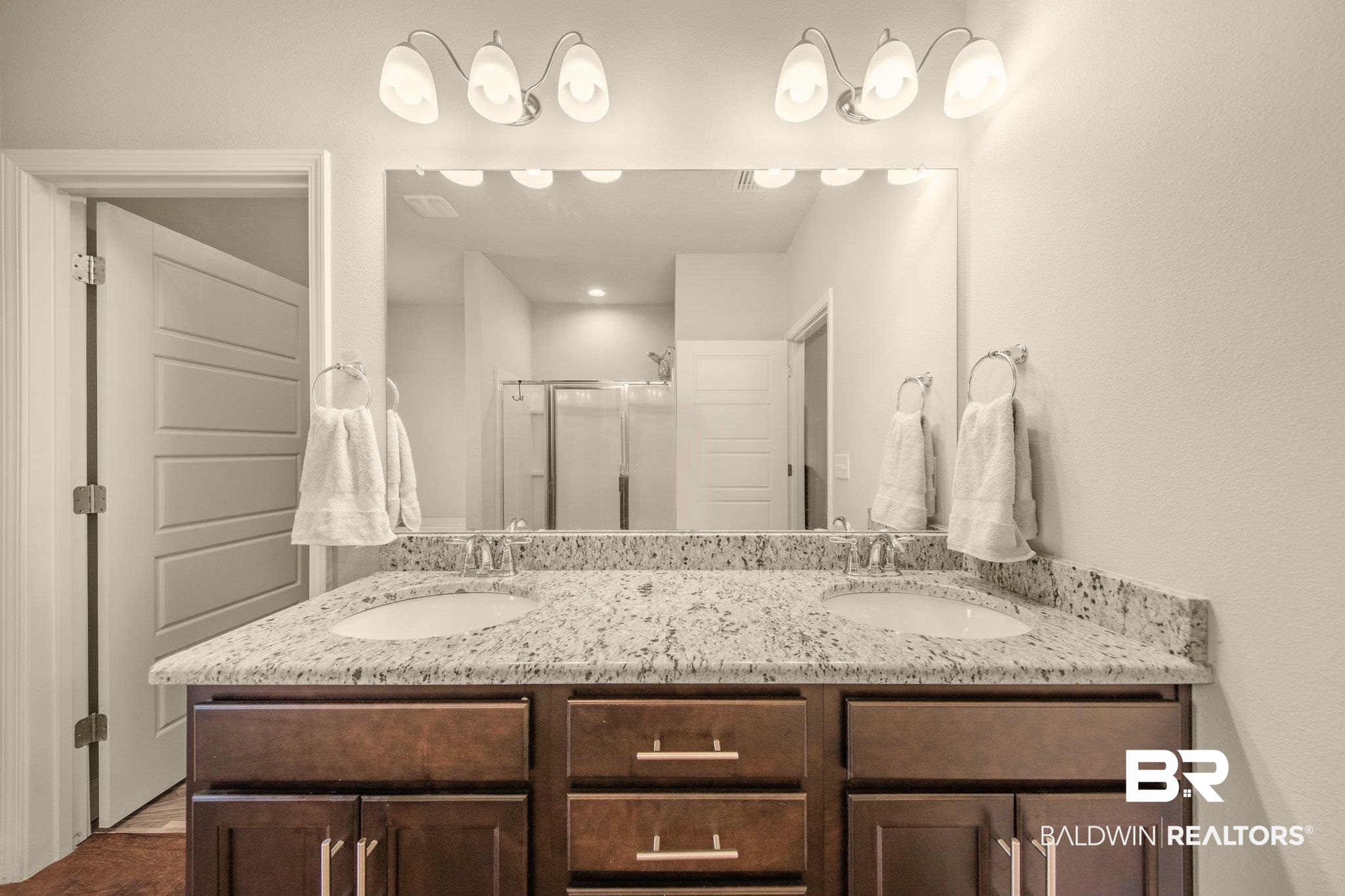 31453 Hoot Owl Road Daphne, AL 36527 - Photo 22 of 39 Primary Suite Bathroom