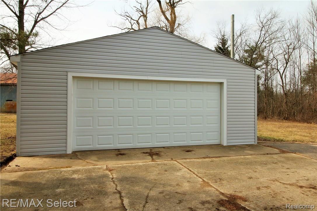 7255 North Bray Road Mount Morris, MI 48458 - Photo 5 of 23 IMG_8955.JPG