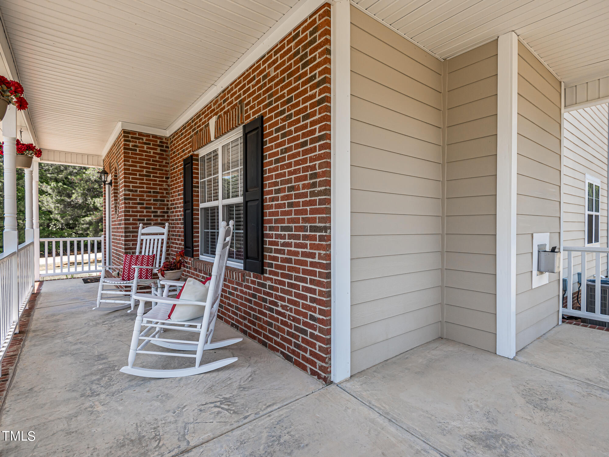 3080 Wren Road Creedmoor, NC 27522 - Photo 45 of 47 InTrust_Realty_Lee_3080_Wren-7816